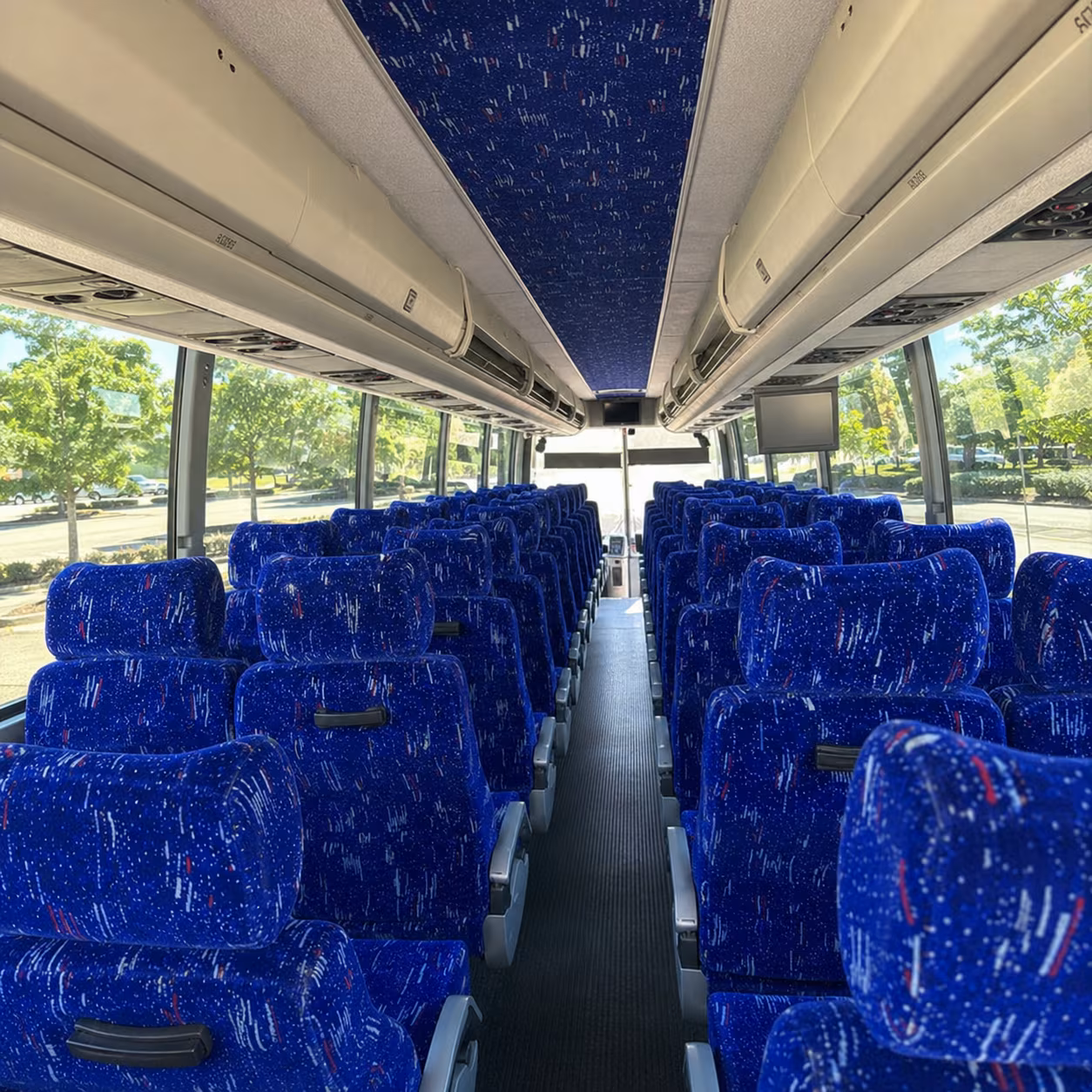 charter bus rentals for long distance ski trips from commerce city