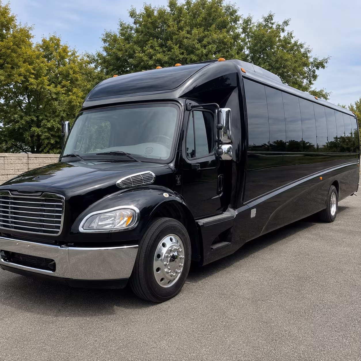 commerce city 28 passenger minibus