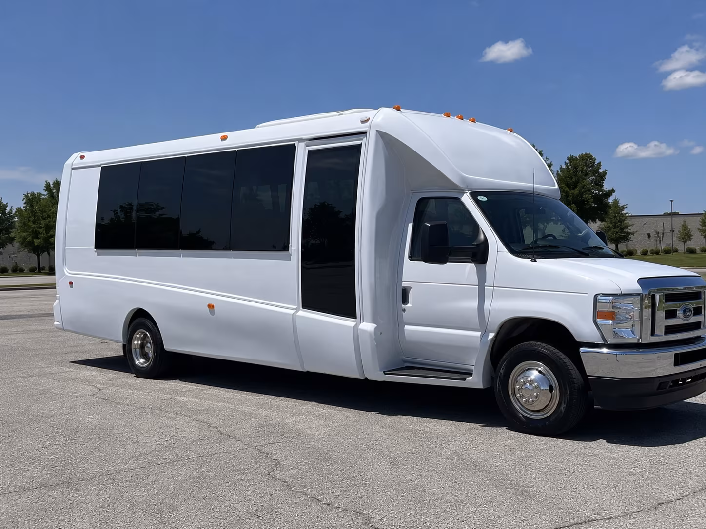 commerce city concert party bus rental