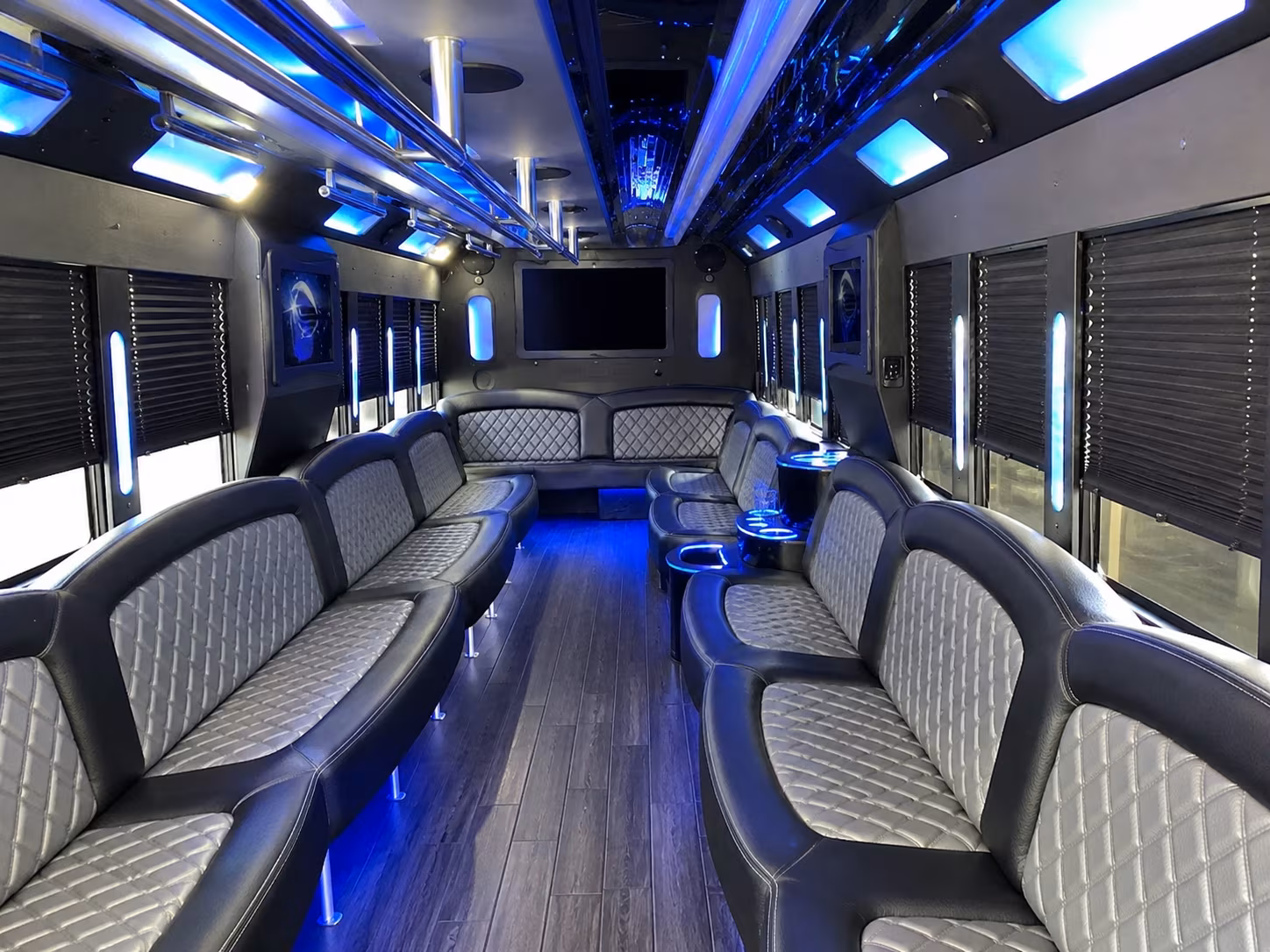 commerce city holiday party bus rental