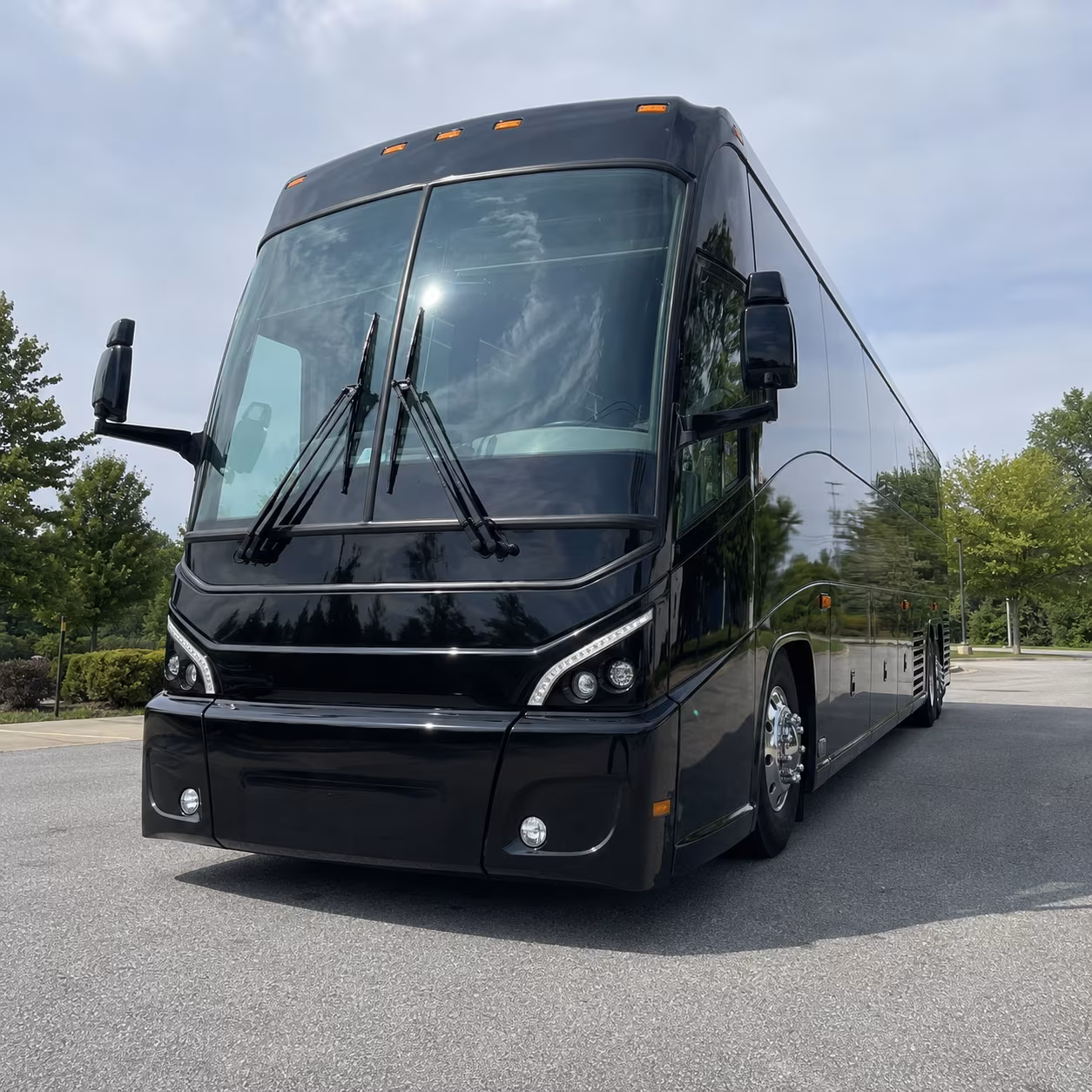 corporate group airport transfers serving commerce city businesses