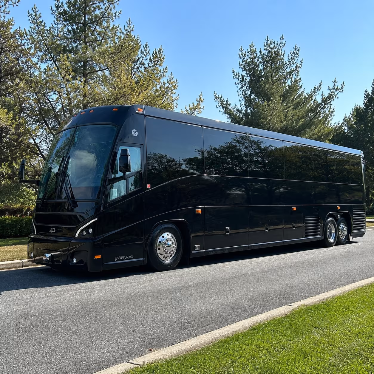 group hotel shuttle buses between commerce city and den airport hotels