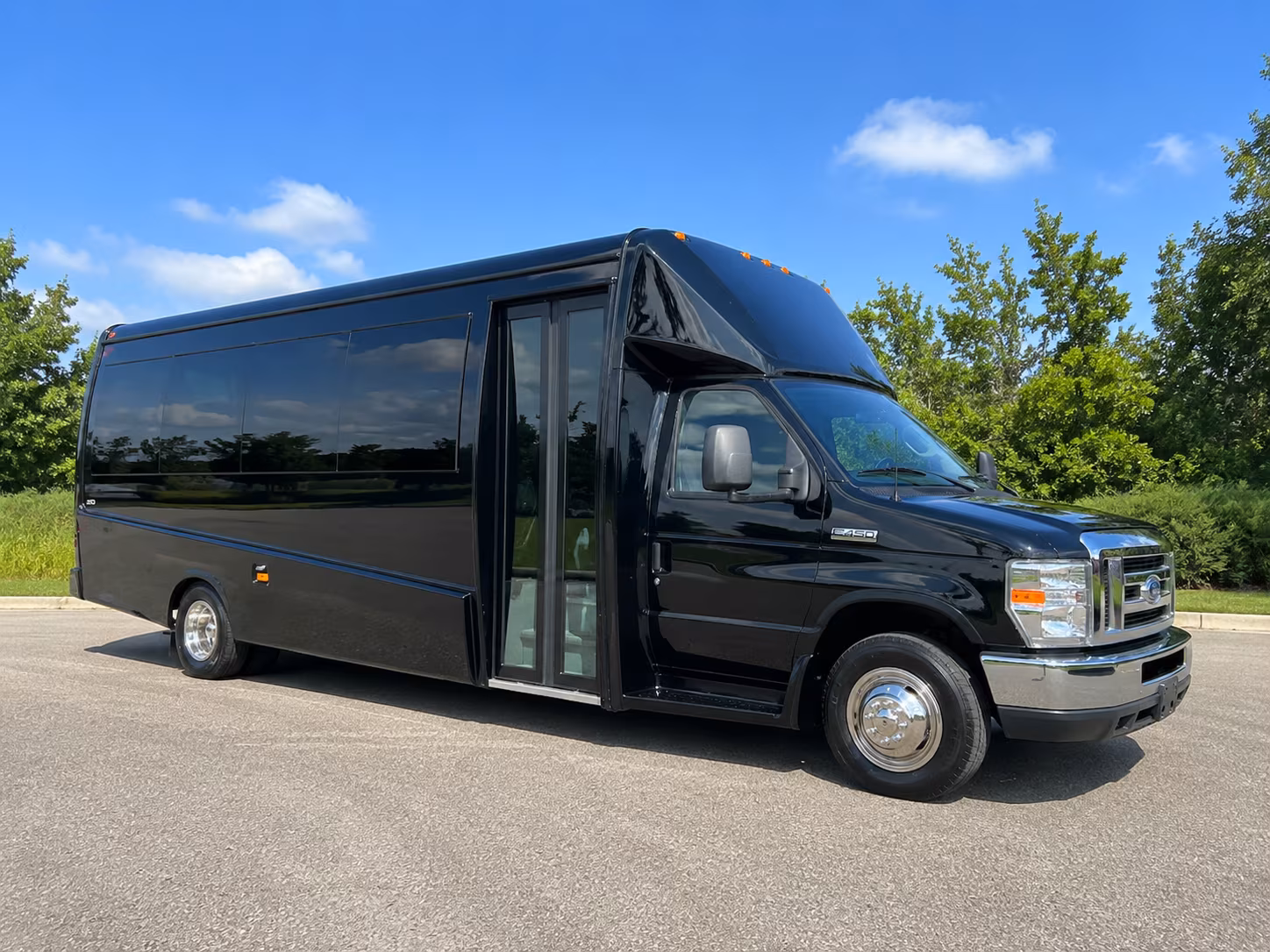 museum and science center buses for commerce city school groups