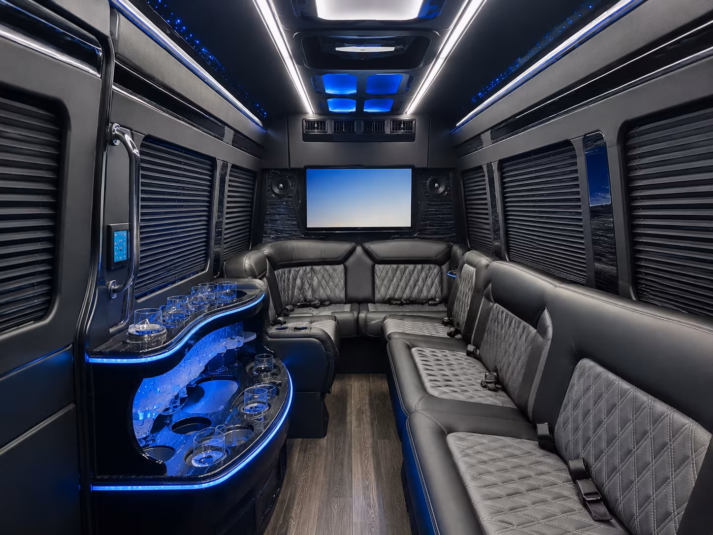wedding and quinceanera bus rentals in commerce city
